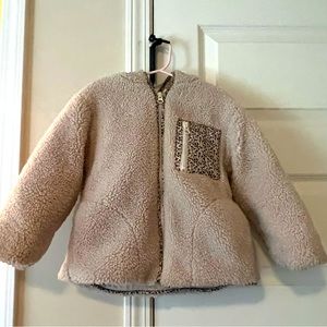 Zara sherpa coat sz 4-5.
